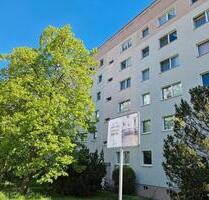 **JETZT EINZIEHEN**große 3-Zimmer-Wohnung Balkon DG Bad mit Wanne ab sofort - Leipzig West