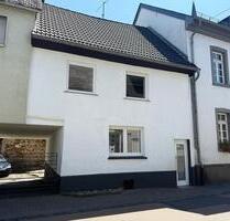 Saniertes kleines Wohnhaus in Herschbach! 10km bis zur A3!