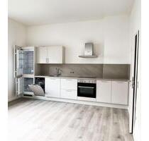 Stadtwohnung mit Stil – hochwertig saniert mit Einbauküche & großzügiger Dachterrasse - Düren