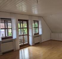 Vermiete 2-Zimmer-Whg. mit Balkon in Straubing, zentral, ab 01.09