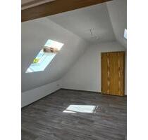 2,5-Zimmer-Dachgeschosswohnung in Molschleben (Nähe GothaErfurt) - Drei Gleichen