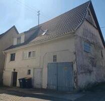 Altes Haus zu vermieten - 800,00 EUR Kaltmiete, in Neuffen (PLZ: 72639)