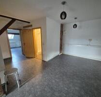 Allstedt Dachgeschosswohnung - 315,00 EUR Kaltmiete, in Allstedt (PLZ: 06542)