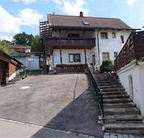 Haus IN ALTFALTER zu verkaufen - 210.000,00 EUR Kaufpreis, ca.  233,00 m² in Schwandorf (PLZ: 92421)