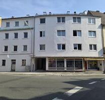 Top kernsaniertes Mehrfamilienhaus mit 6,4% Rendite in Münchberg