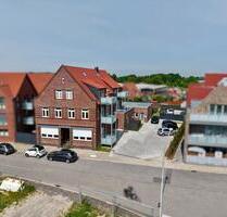 EIN ORT ZUM ANKOMMEN: DURCHDACHTER WOHNKOMFORT MIT BALKON ZUR SONNENSEITE - Norden