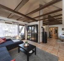 Großzügige, helle DG-Wohnung in Baden-Baden am Ausläufer Hardberg