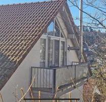 Helle 2.5 Zimmer Dachgeschosswohnung - klimatisiert, möbiliert - Schriesheim