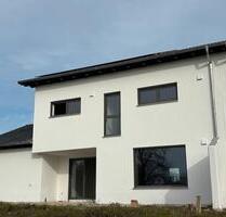 Neues modernes Doppelhaus zur Miete (erstbezug) - Künzing