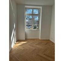 Wunderschöne 2 ZKB im sanierten Altbau, Detmold, Innenstadt