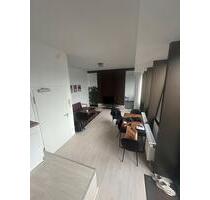 Penthouse Wohnung - 1.300,00&nbsp;EUR Kaltmiete, ca.&nbsp; 65,00&nbsp;m&sup2; in Stuttgart (PLZ: 70178) Stuttgart-Süd