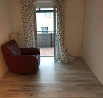 Charmante 3-Zi.-Altbauwohnung (mit EBK) in March-Holzhausen