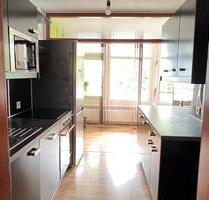 Teilmöblierte 3-Zimmer-Wohnung mit EBK - Bergisch Gladbach Alt-Frankenforst
