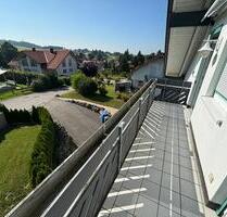 4-Raum-DG-Wohnung mit Balkon und Einbauküche in Kimratshofen - Altusried