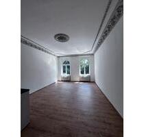 Helle 2-Zimmerwohnung im 1. OG mit Aufzug, in Leipzig Zentrum SO