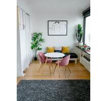 Möblierte 1-Zimmer-Wohnung mit Balkon, Bochum Weitmar, bezugsfrei