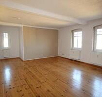 Großzügige 5-Zimmer-Wohnung mit Balkon und Stellplatz - Ortrand