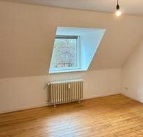 2,5 Zimmerwohnung im Dachgeschoss - Kiel Neumühlen-Dietrichsdorf