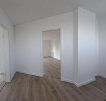 ETW - 4-Z-Maisonette-Wohnung - Saniert - 130qm - Garage - Buxtehude
