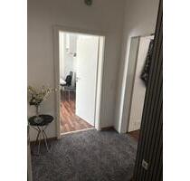 Wohnung 2 Zimmer - 700,00&nbsp;EUR Kaltmiete, ca.&nbsp; 80,00&nbsp;m&sup2; in Bochum (PLZ: 44866) Günnigfeld