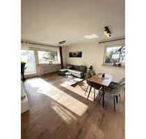 Zentrale möblierte 2-Zi. Wohnung mit Balkon & Garage - Göppingen