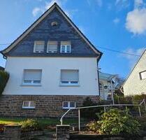 Solides, gemütliches Einfamilienhaus in ruhiger Wohnlage - Gummersbach Berstig Süd