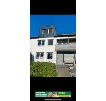 Haus in Haan, streichen und einziehen in großzügige 160 qm