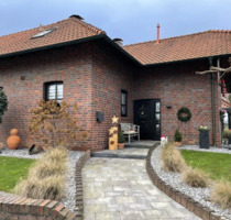Gehobenes Zweifamilienhaus im Landhausstil - Schwalmtal