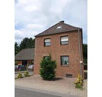 Freistehendes EFH in K'broich, 1004 m2 Grundstück in Top Lage - Korschenbroich