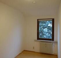 1 kl. Zimmer, 3er WG, EBK+ Bad, 72458 Albstadt- Ebingen