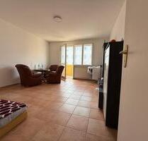 Helle 2-Zimmer-Wohnung an der Wildenbruchstrasse - Berlin Mitte