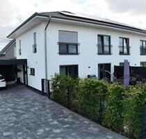 Viel Platz zum Wohlfühlen – Doppelhaushälfte mit Garten in Ankum