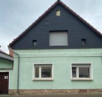 Einfamilienhaus in Klostermansfeld mit Garage und Nebengelass