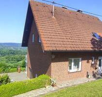 Gepfl. Einfamilienhaus (evtl mit Büro etc.) in 57537 Mittelhof - Wissen