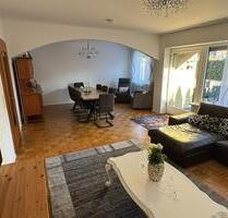Möblierte 3,5-Zimmer-Whg. mit Südterrasse&Garten Unterschleißheim