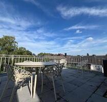 Frisch sanierte & neu möblierte Dachgeschosswohnung zu vermieten - Mönchengladbach Nord