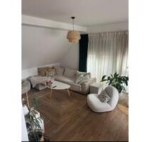 Wohnung zu vermieten - 1.150,00 EUR Kaltmiete, ca.  63,00 m² in Frankfurt am Main (PLZ: 65933) West