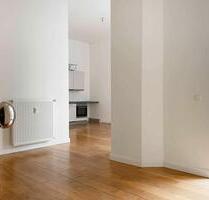 Repräsentatives 2-Raum-Apartment mit viel Platz und Balkon in zentraler Lage am halleschen Boulevard! - Halle (Saale)