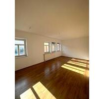 Helle 2-Zimmer-Wohnung mit großzügiger Terrasse in Gotha – Modern, stilvoll und zentral gelegen, perfekt für anspruchsvolle Mieter!