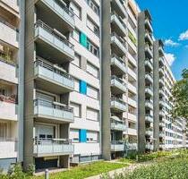 Erstbezug nach Sanierung: Zentral gelegene 2-Zimmer-Wohnung mit Balkon - Dresden Altstadt