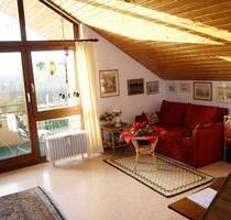 Helle 2-Zi. DG-Wohnung, EBK, TG-Stellpl., Balkon in Bad Bellingen