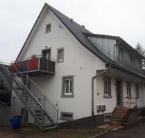 3 Zimmer zuzüglich Galerie im Dachspitz mit Balkon und Garage - Schopfheim