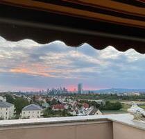 Penthouse mit atemberaubenden Skyline-Blick und Dachterrasse - Frankfurt am Main Oberrad