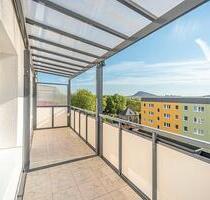 Geräumige Wohnung mit Aufzug und Balkon - Eisleben (Lutherstadt)
