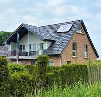 Tolle Wohnung am Wangermeer - 990,00 EUR Kaltmiete, ca.  120,00 m² in Wangerland (PLZ: 26434)