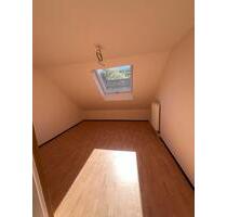 Helle 2-Zimmer Wohnung in Kastl zu vermieten