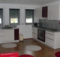 Moderne, Großzügige 3 Zimmer Maisonette Wohnung - Günzburg