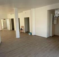 Sanierte 5-Zimmer-Wohnung im Zentrum von Büdingen - Neu-Isenburg