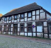 Altes Fachwerkhaus für Liebhaber und Sanierer - Neustadt-Glewe