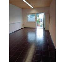 1 Zi. Whg., Büro oder Lager - 700,00 EUR Kaltmiete, in Steißlingen (PLZ: 78256)